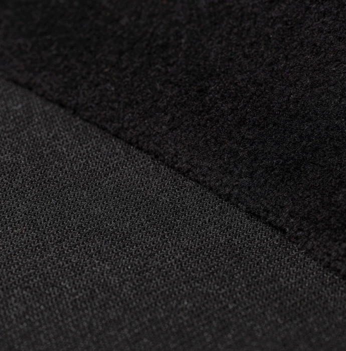 ALCANTARA GARNISSAGE / COLORIS NOIR / Laize=145cm / L=100cm / Soit 1,45m2